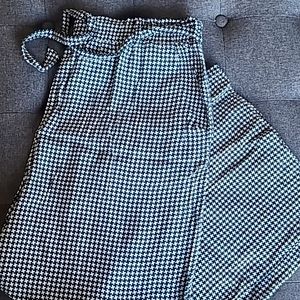 Lularoe Houndstooth Dianne Pants